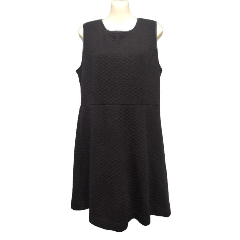 Ann Taylor‎ LOFT Sleeveless Quilted Dress with Faux Leather Trim, Black, Size 10